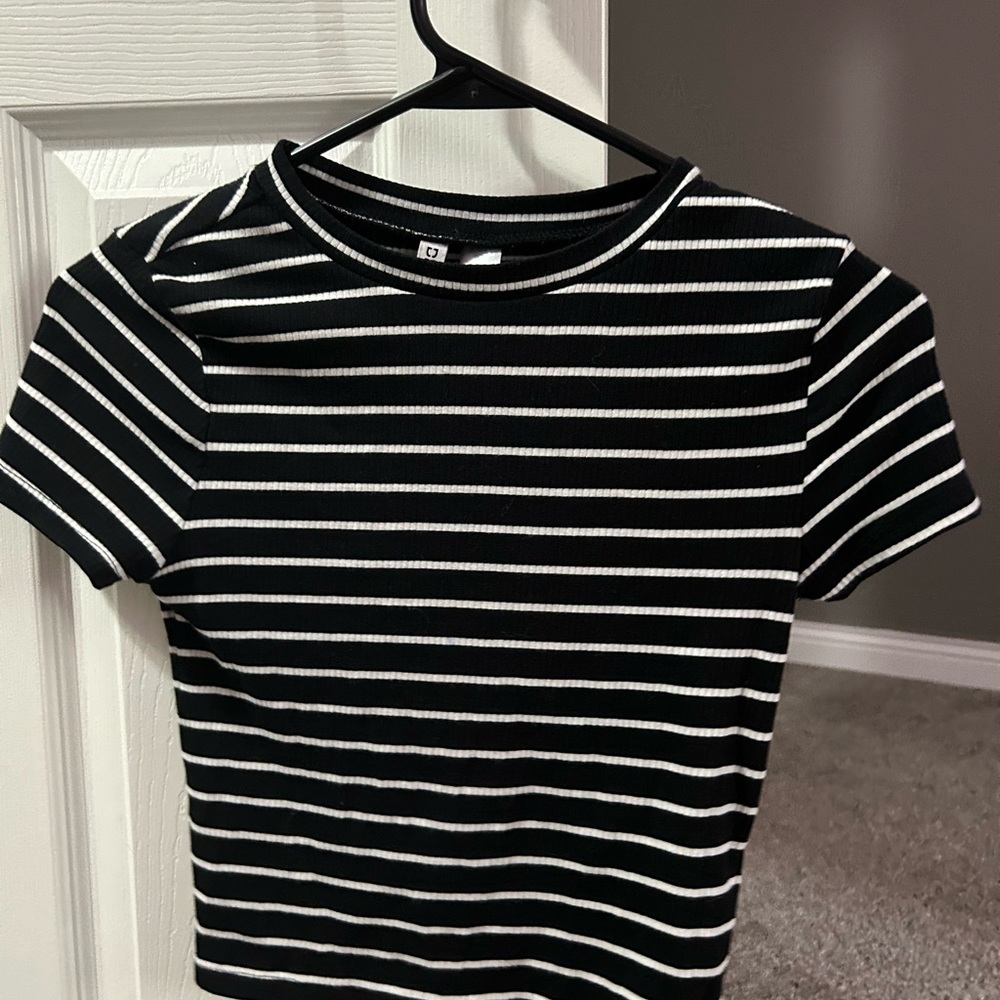 H&M crop top